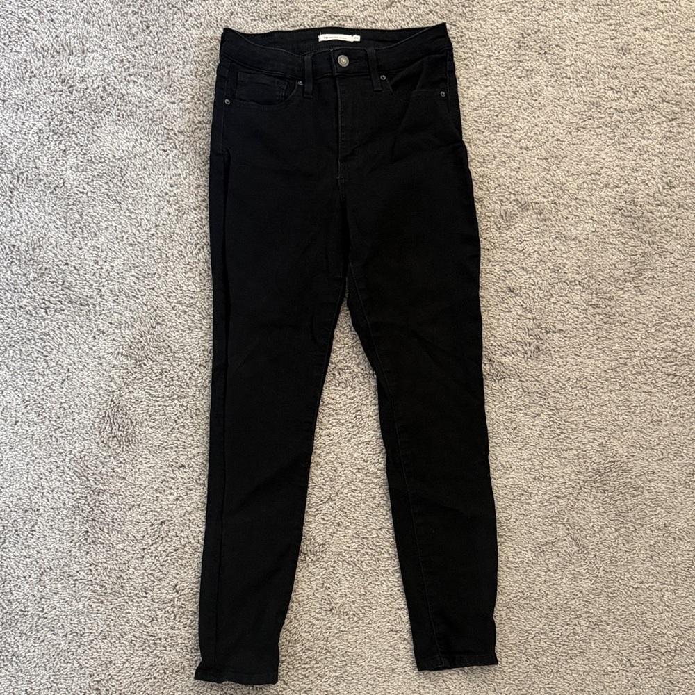 Women's Black High-Rise Skinny Levi Jeans